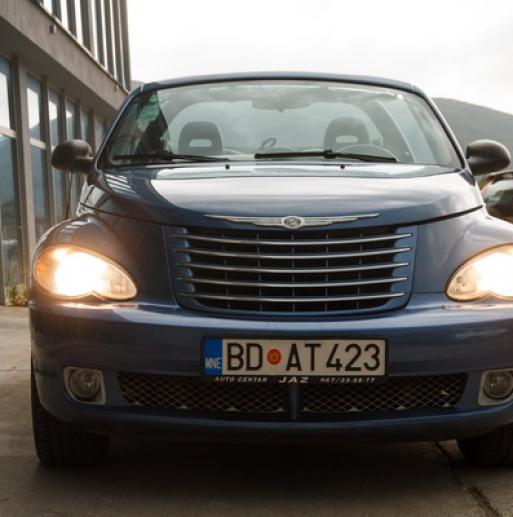 Chrysler PT Cruiser Cabrio photo 2