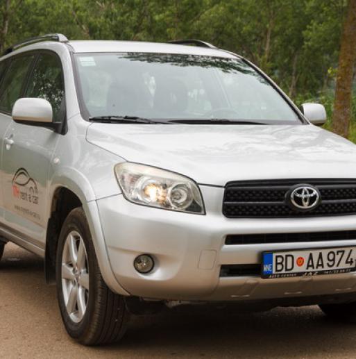 Toyota RAV 4 for rent in Tivat